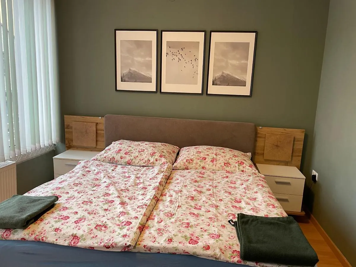 Apartment Maximilian In Old Town Innsbruck Austria