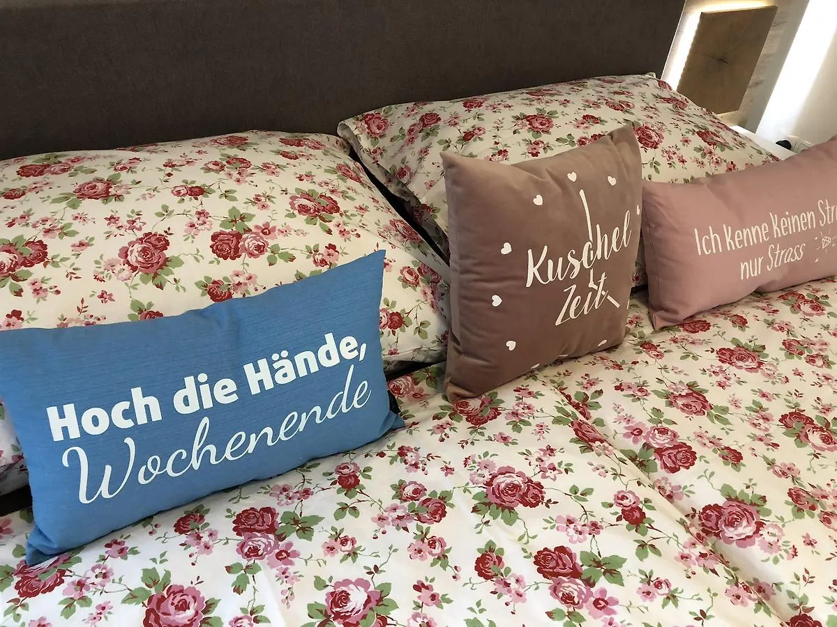 Apartment Maximilian In Old Town Innsbruck