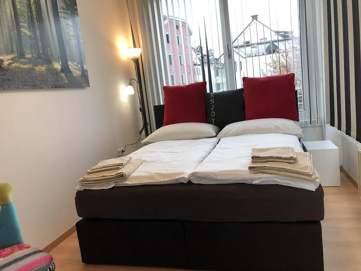 Apartment Maximilian In Old Town Innsbruck 0*,